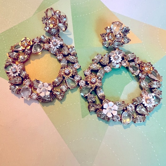 J.Crew gold Hoops crystal Hoop Earrings white/floral - Picture 6 of 9